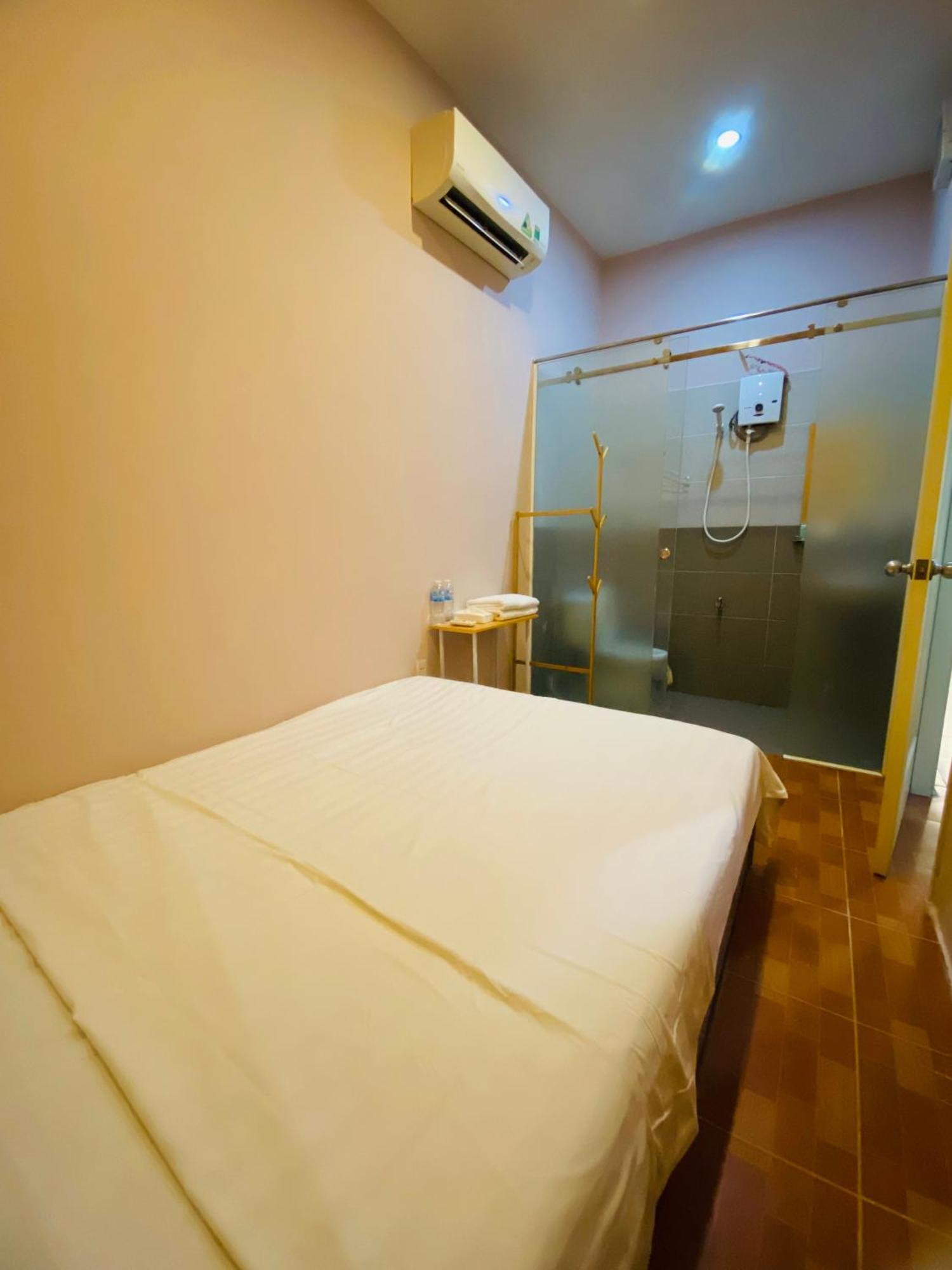 Khách sạn hẻo lánh Tokyo